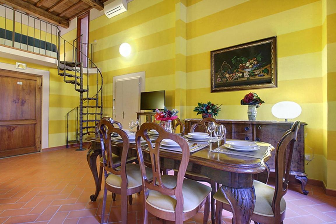 Apartments Puccini Firenze Rom bilde