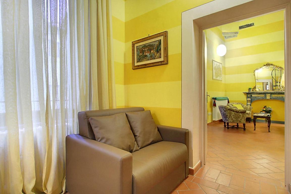 Apartments Puccini Firenze Rom bilde