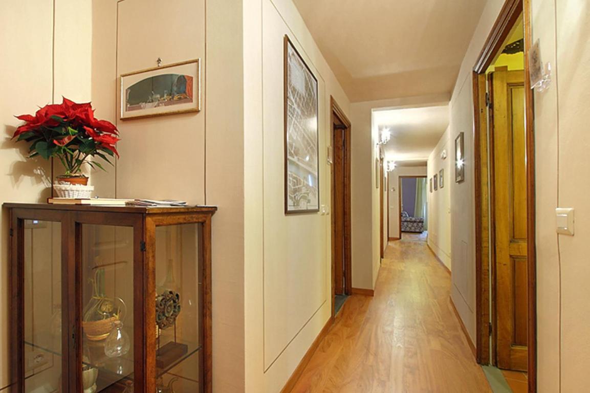 Apartments Puccini Firenze Rom bilde
