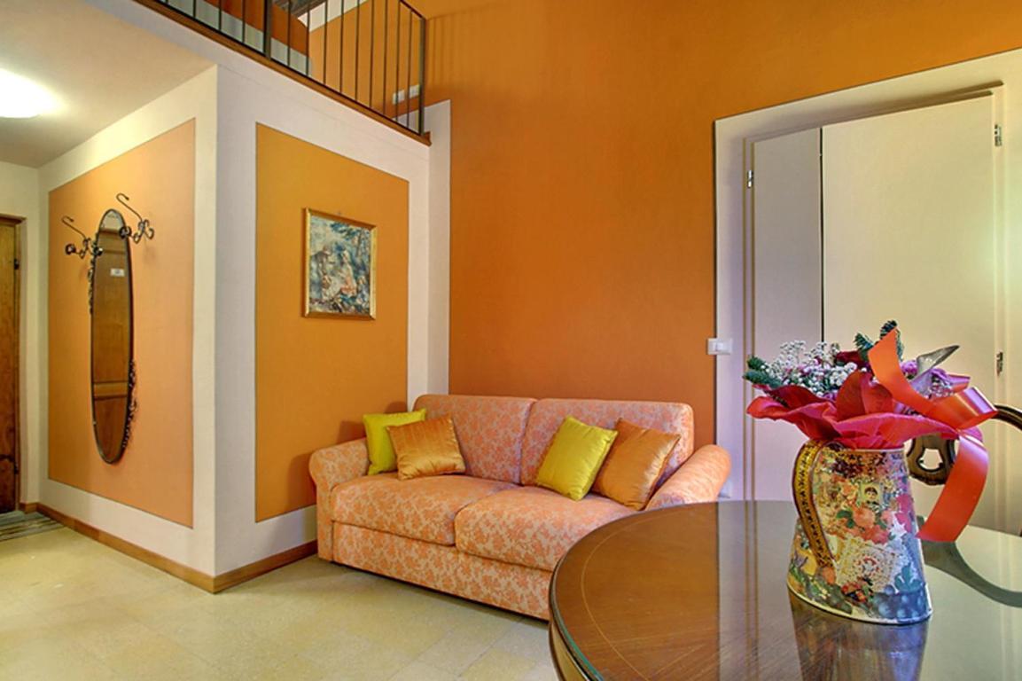 Apartments Puccini Firenze Rom bilde